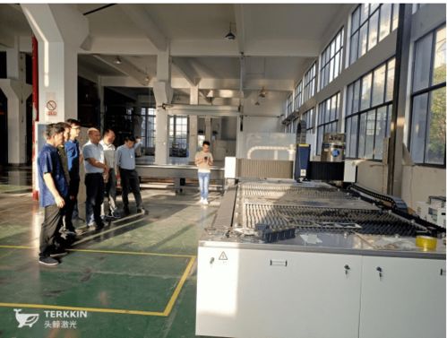 头鲸热点丨金华市科技局领导莅临头鲸激光东湄厂区考察 昂东科技